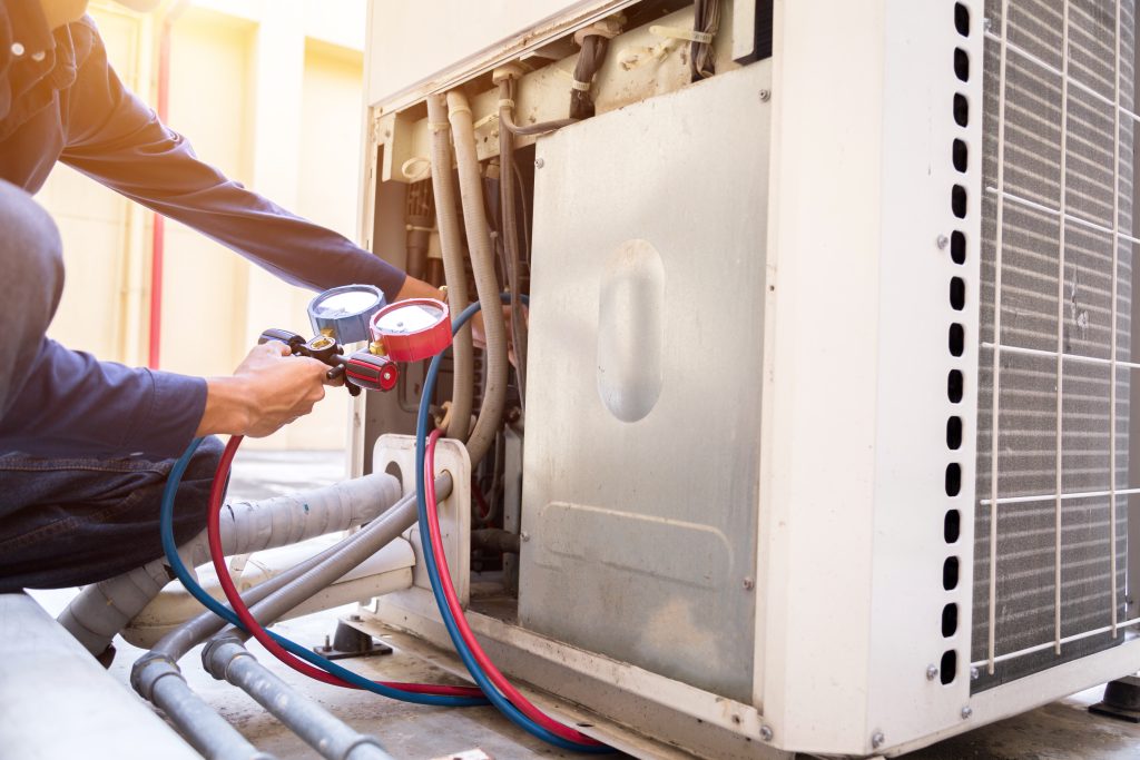 ac replacement technician