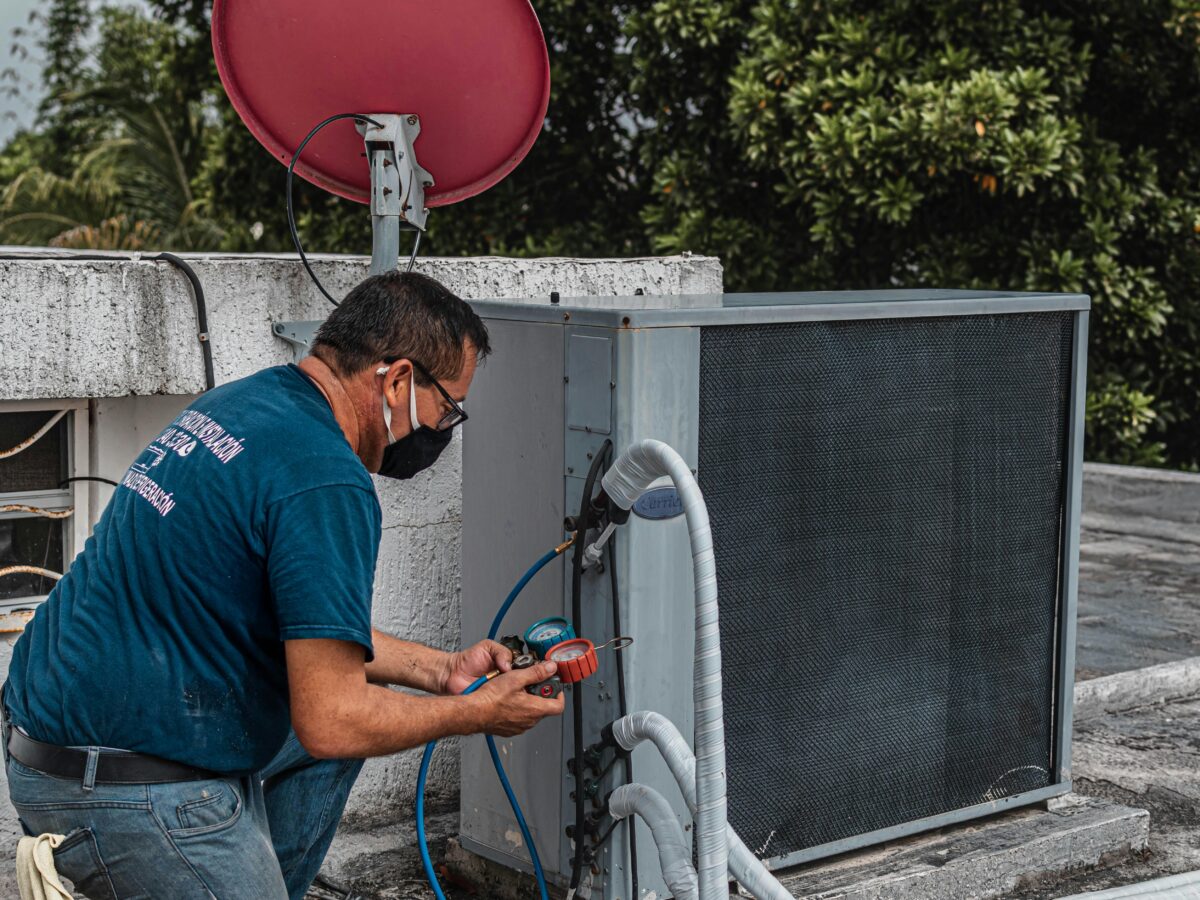 When Do You Need to Check Your HVAC? 6 Signs It’s Time to Call a Professional